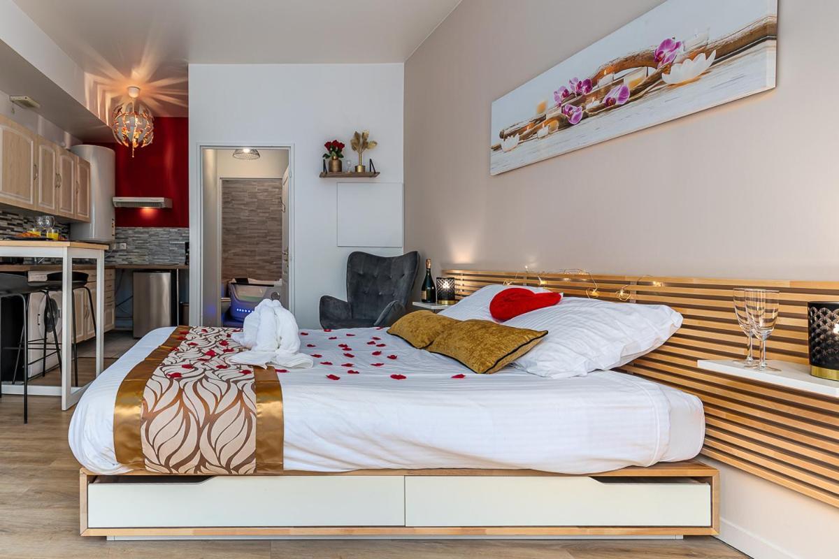 Havre De Paix Jacuzzi Apartamento Asnières Exterior foto